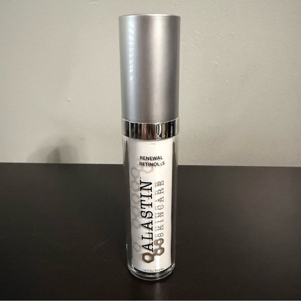 Alastin Skincare Renewal Retinol .5 1.0 oz NWT
